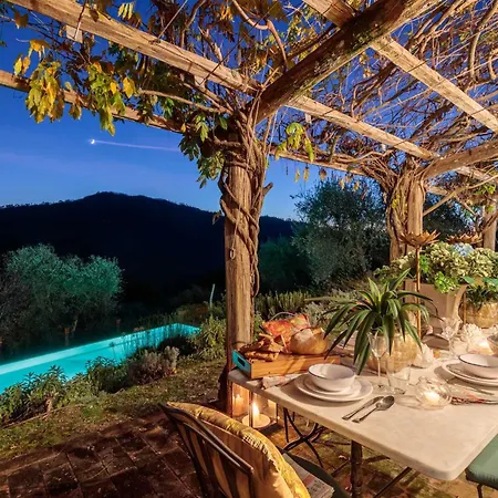 Gufo Villa
